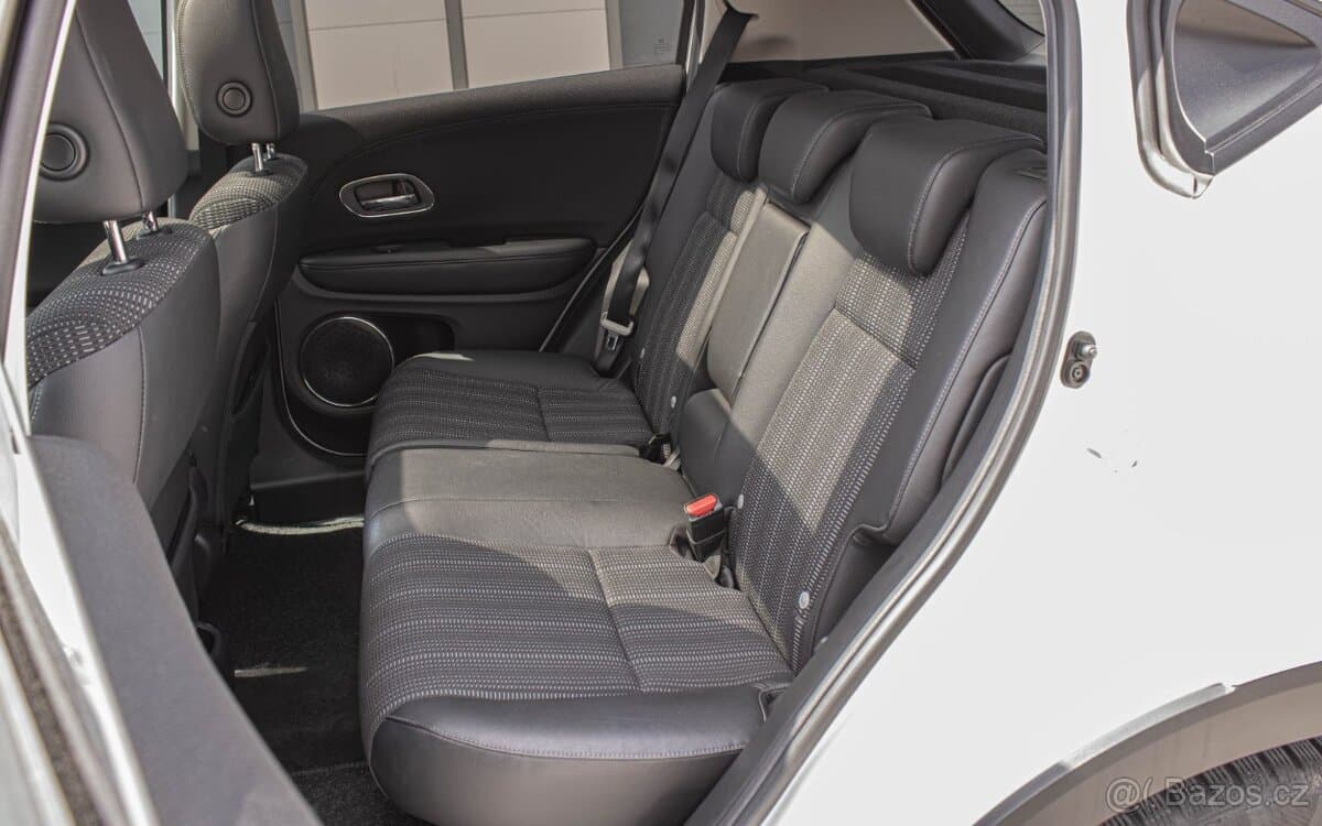 2015 Honda HR-V - 18