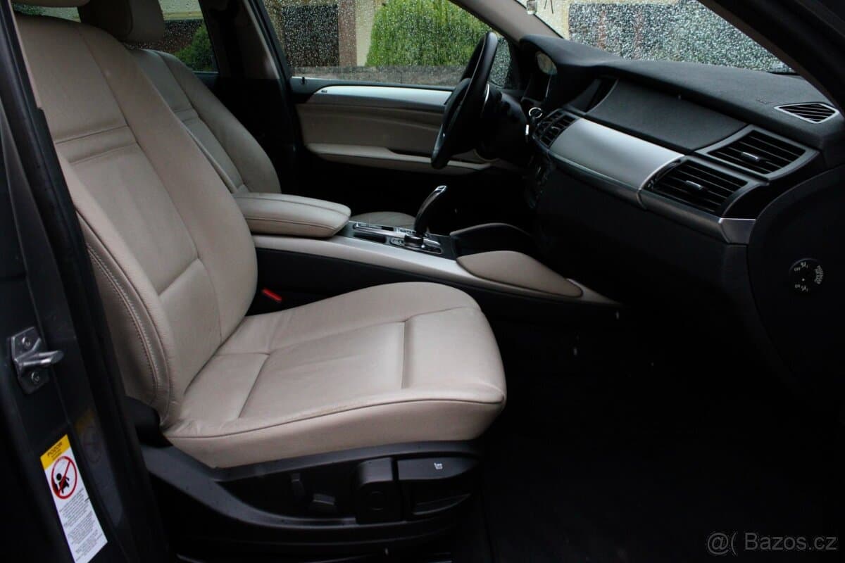 2013 BMW X6 - 18