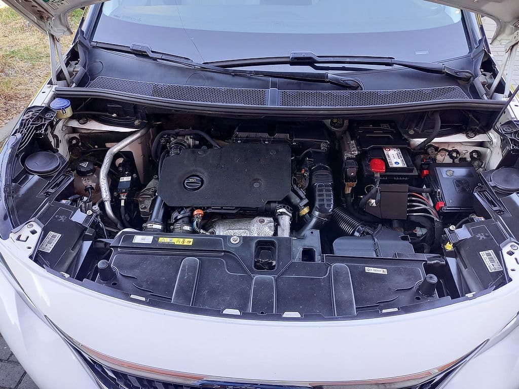 2019 Peugeot 3008 - 18