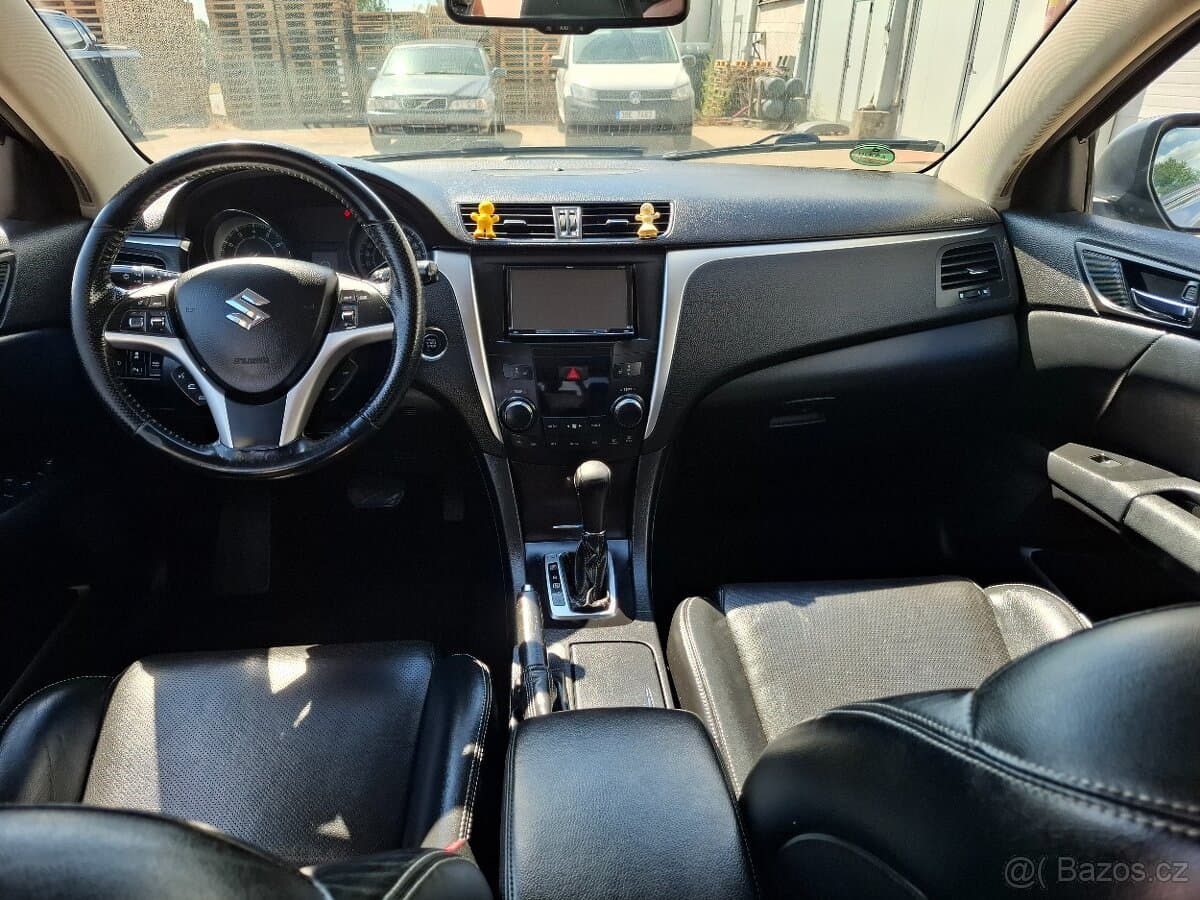 2012 Suzuki KIZASHI - 18