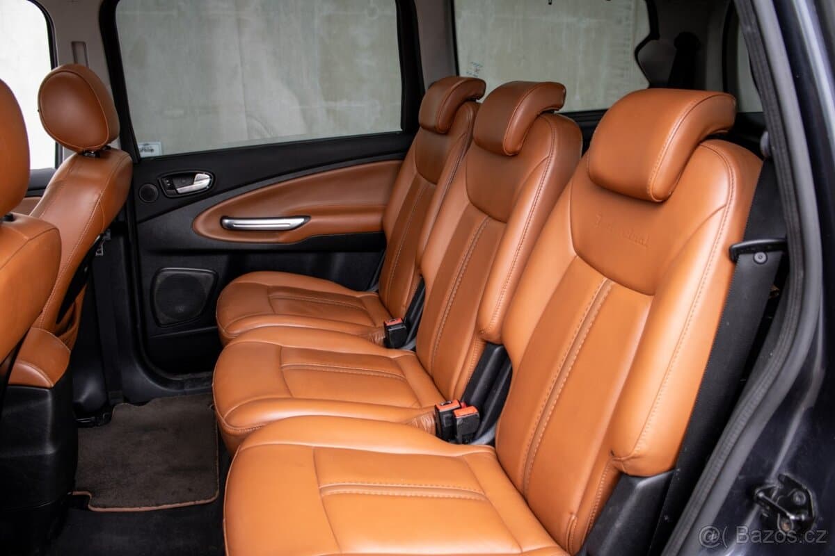 2009 Ford GALAXY - 18
