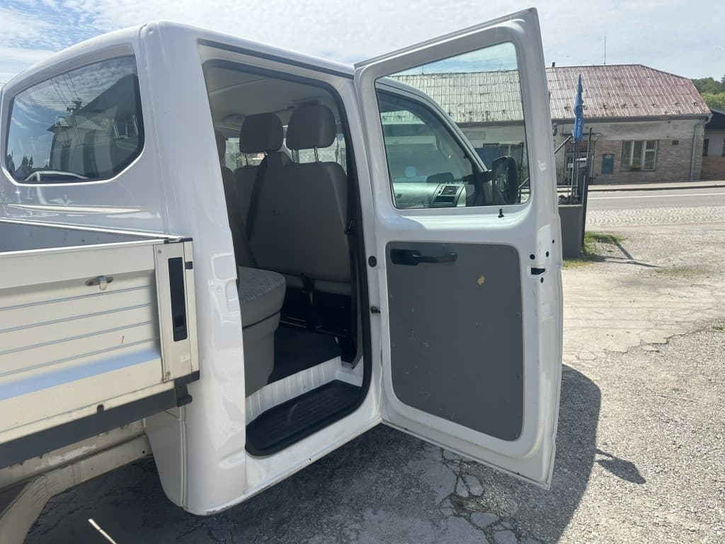 2012 Volkswagen TRANSPORTER - 18