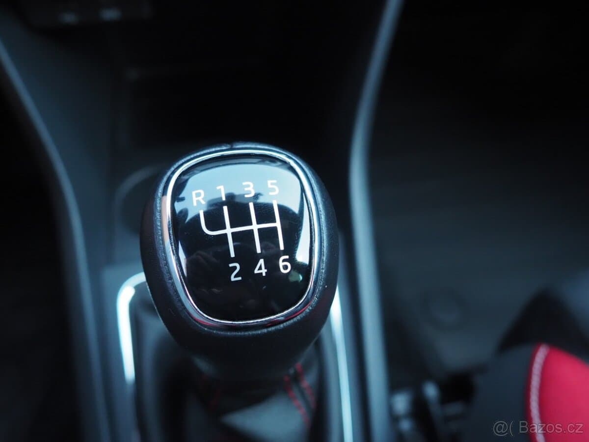 2016 Škoda RAPID - 18