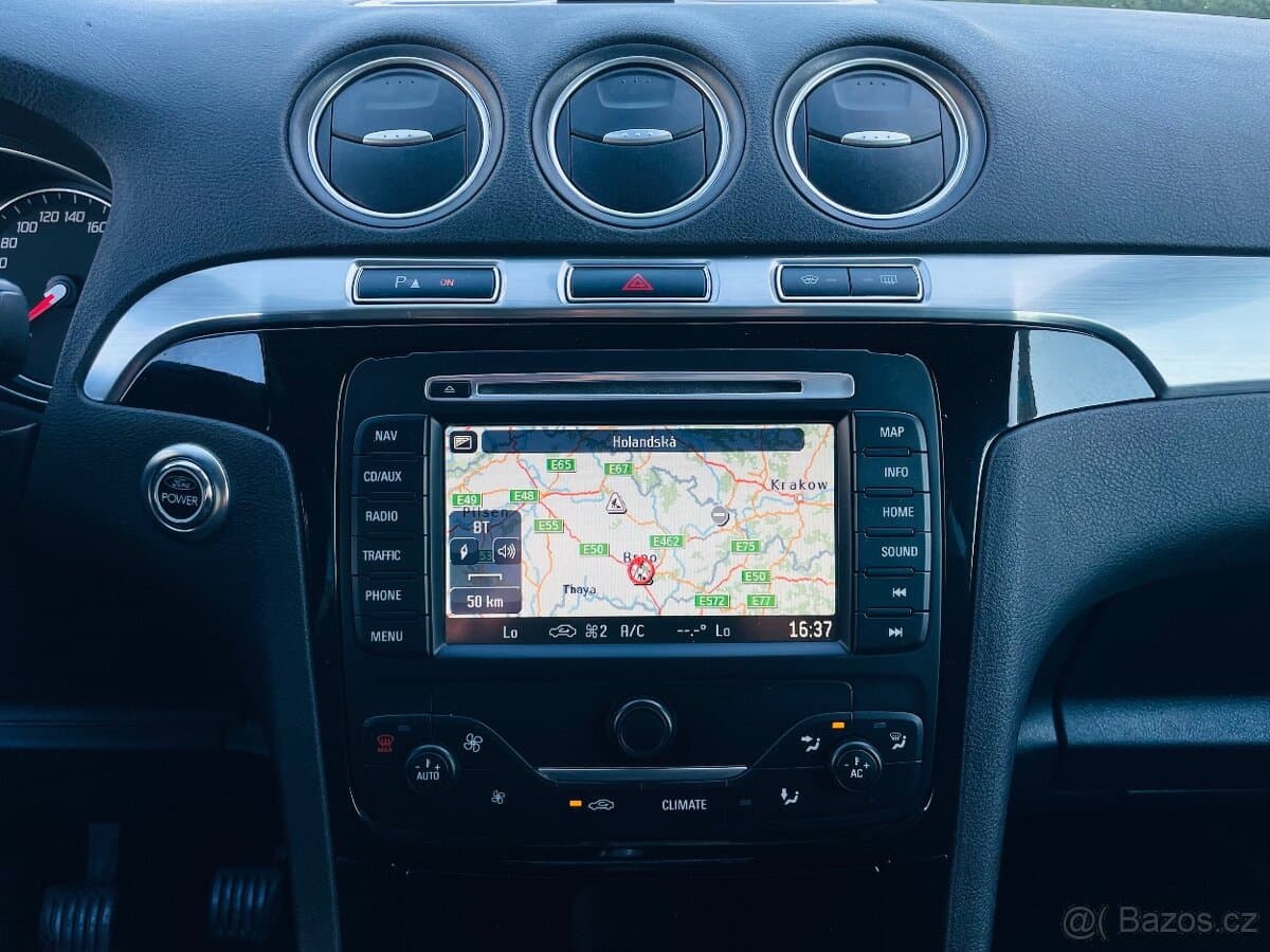 2011 Ford GALAXY - 18
