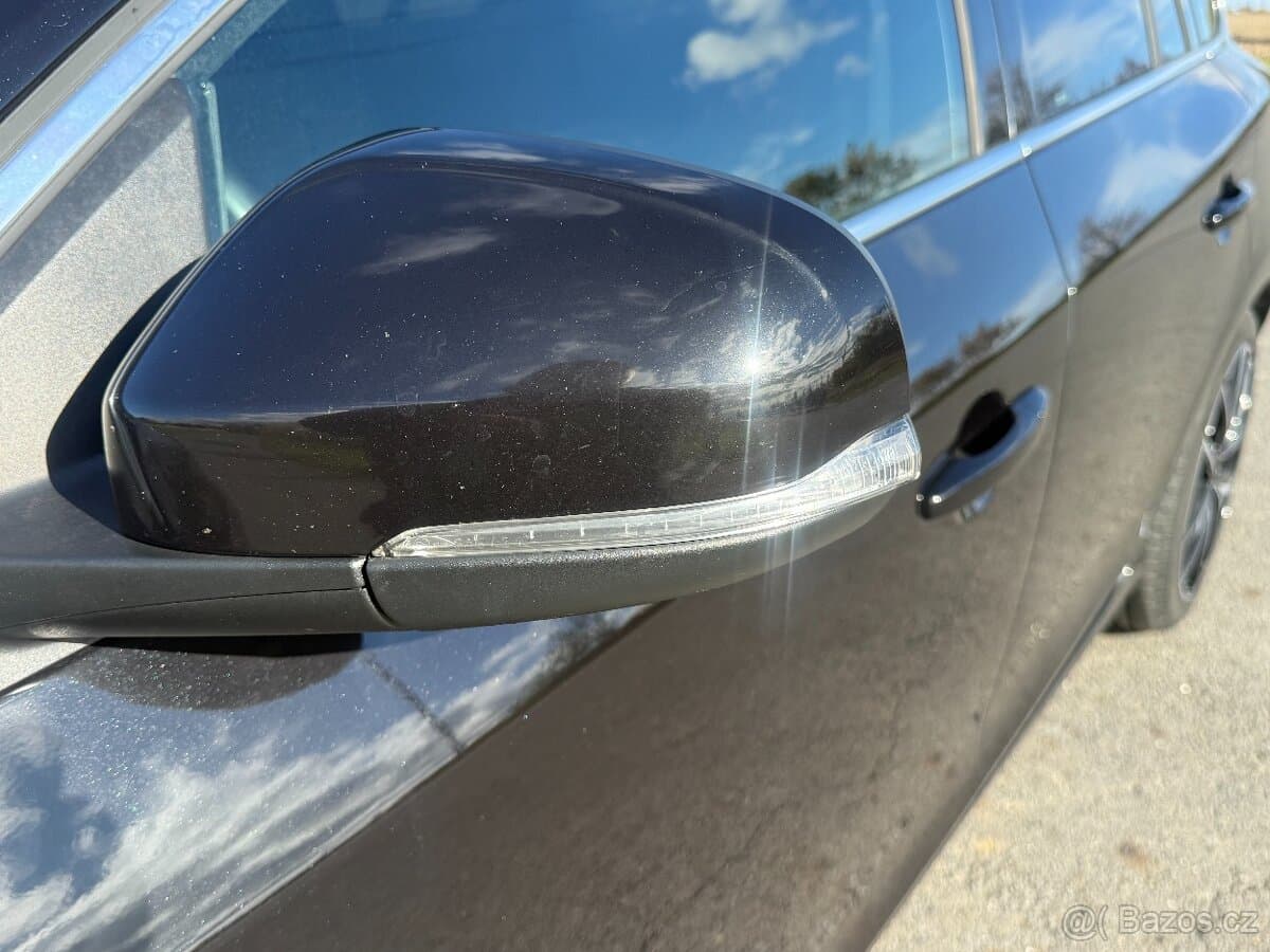 2015 Volvo V60 - 18