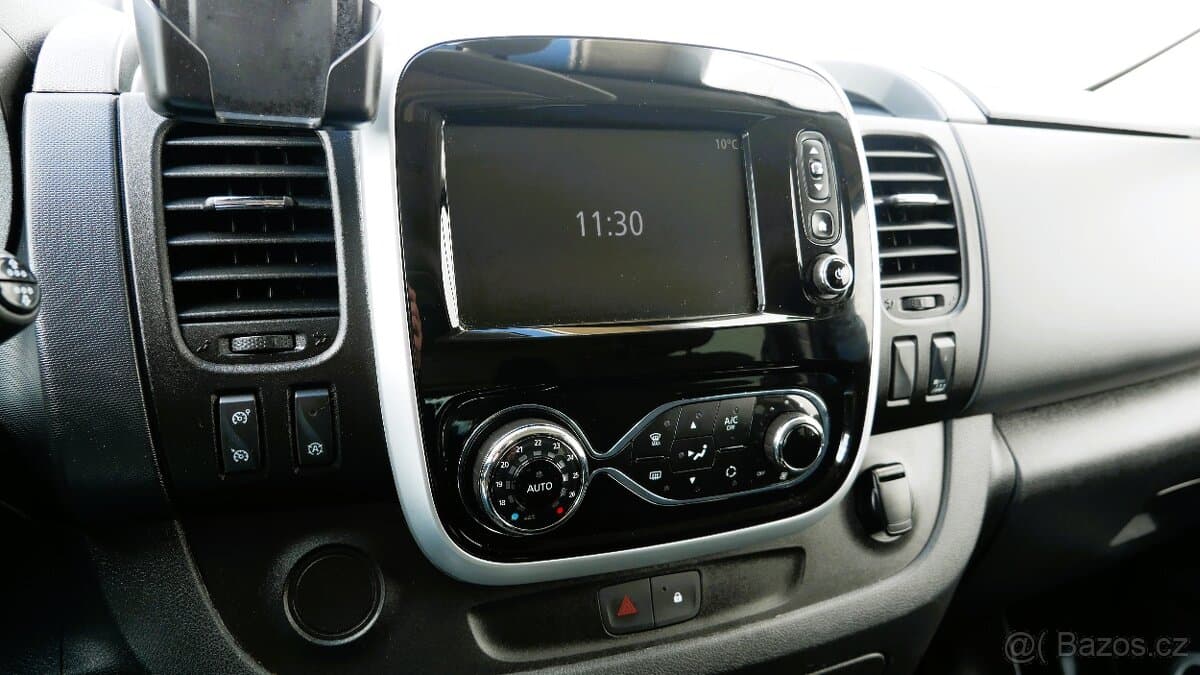 2018 Renault TRAFIC - 18