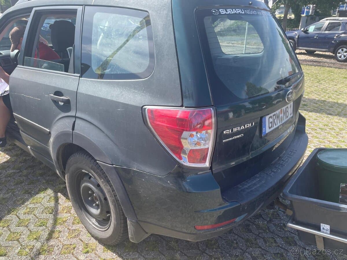 2011 Subaru FORESTER - 18