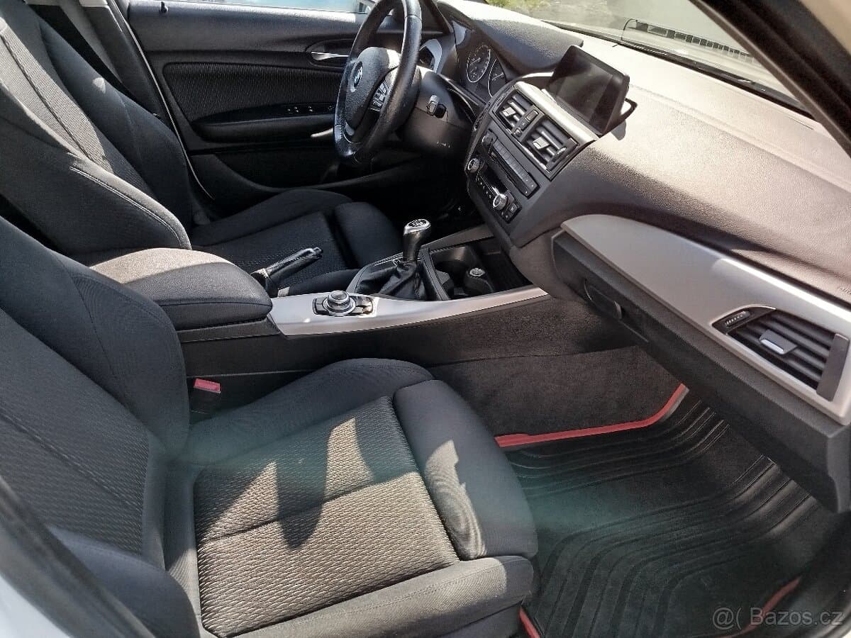 2013 BMW 1-SERIES - 18