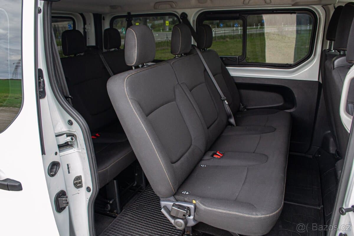 2020 Renault TRAFIC - 18