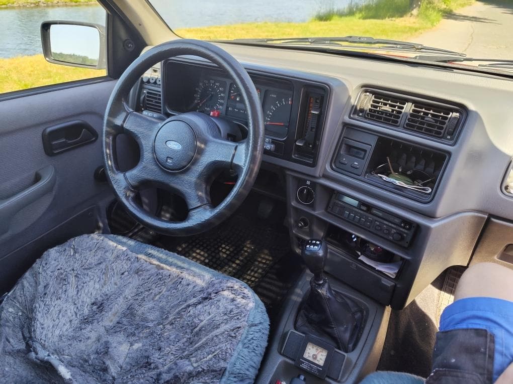 1990 Ford SIERRA - 18