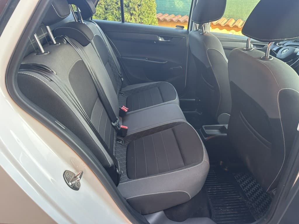 2021 Škoda FABIA - 18
