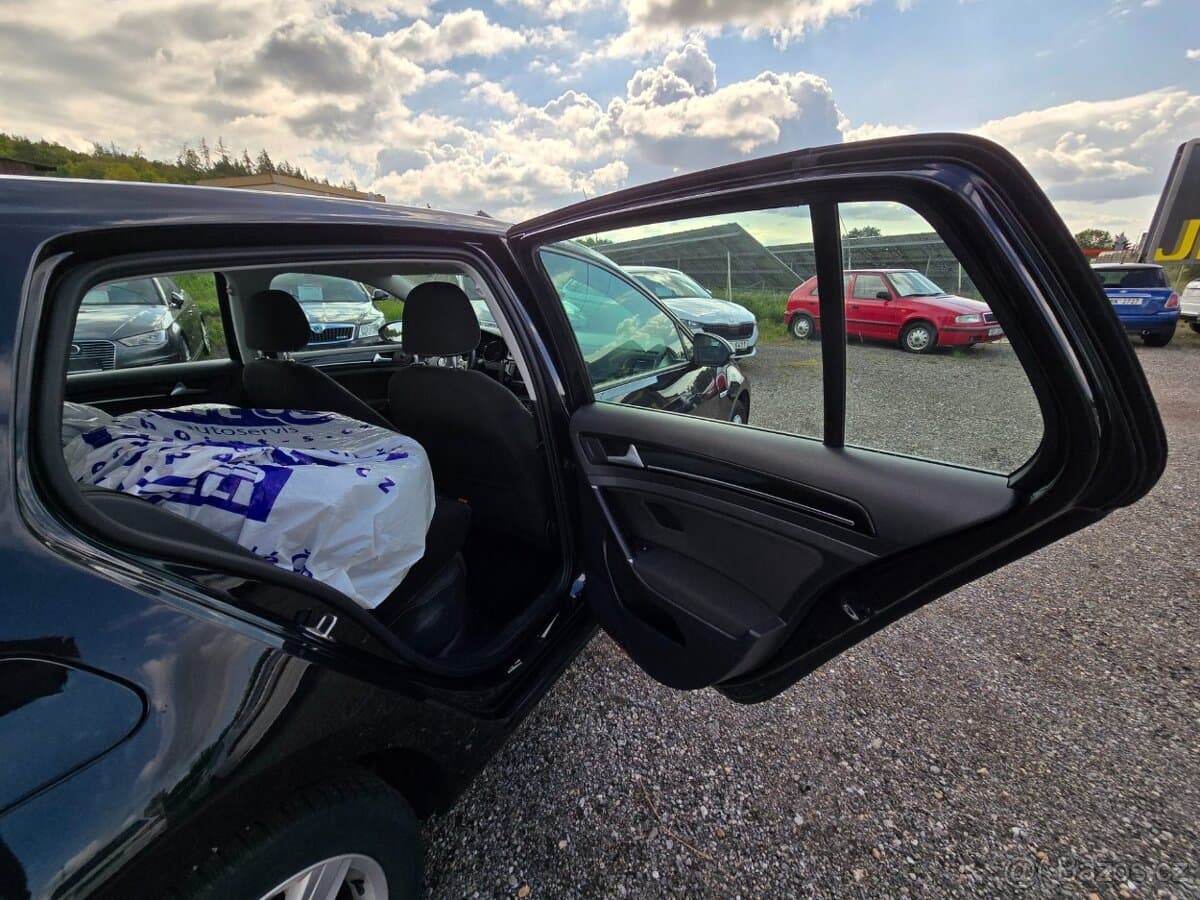 2015 Volkswagen GOLF - 18
