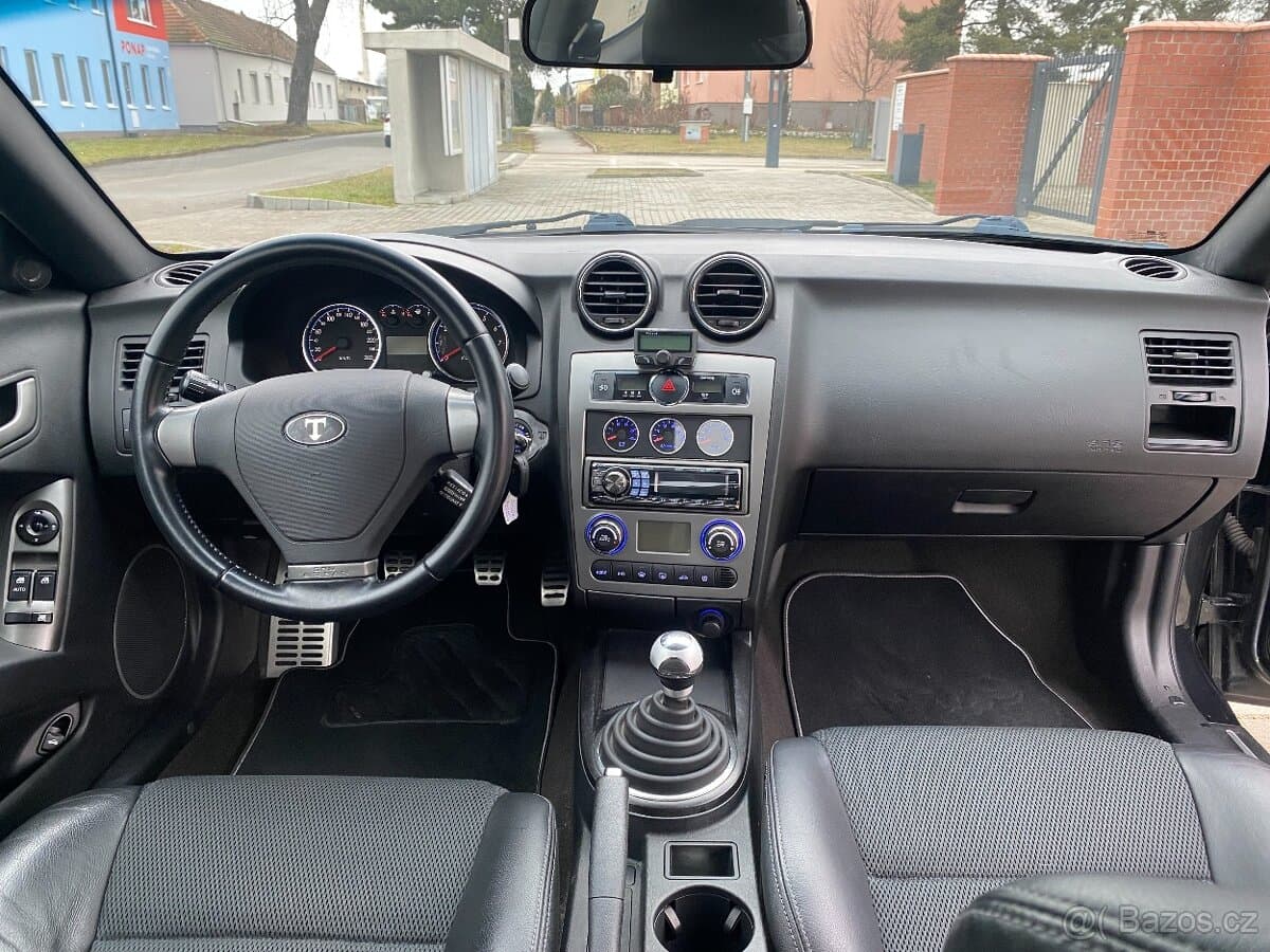 Hyundai COUPE - 18