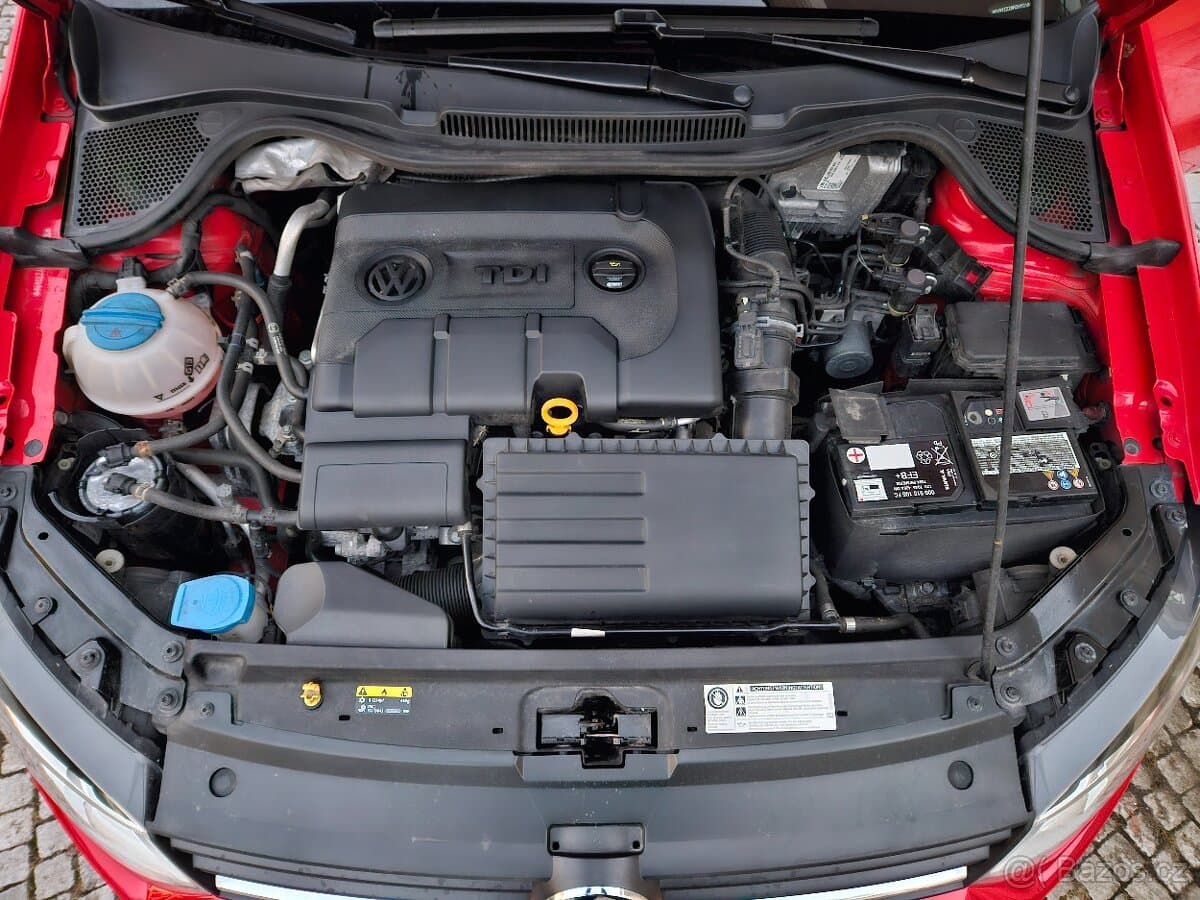 2017 Volkswagen POLO - 18