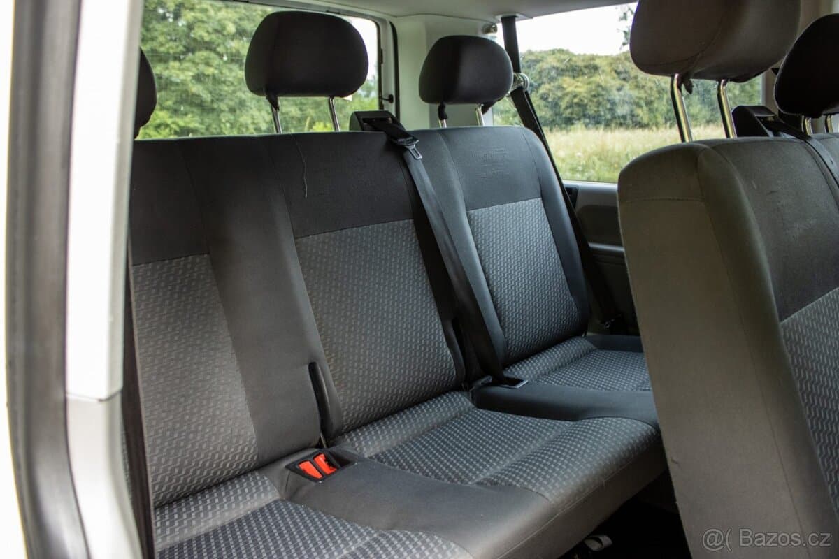 2011 Volkswagen CARAVELLE - 18