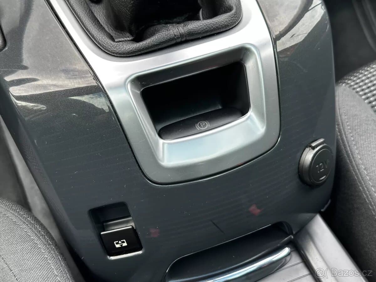 2015 Peugeot 5008 - 18