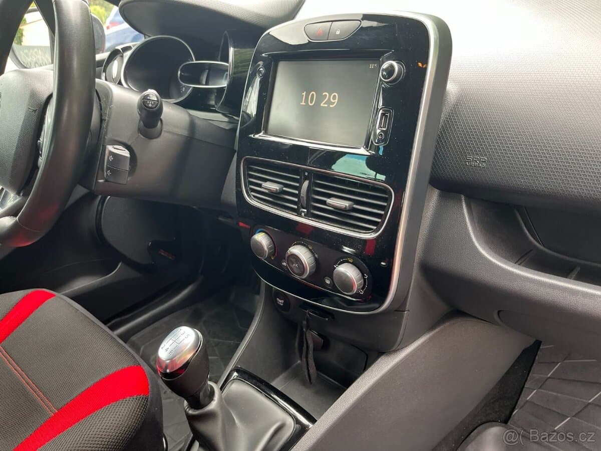 2019 Renault CLIO - 18