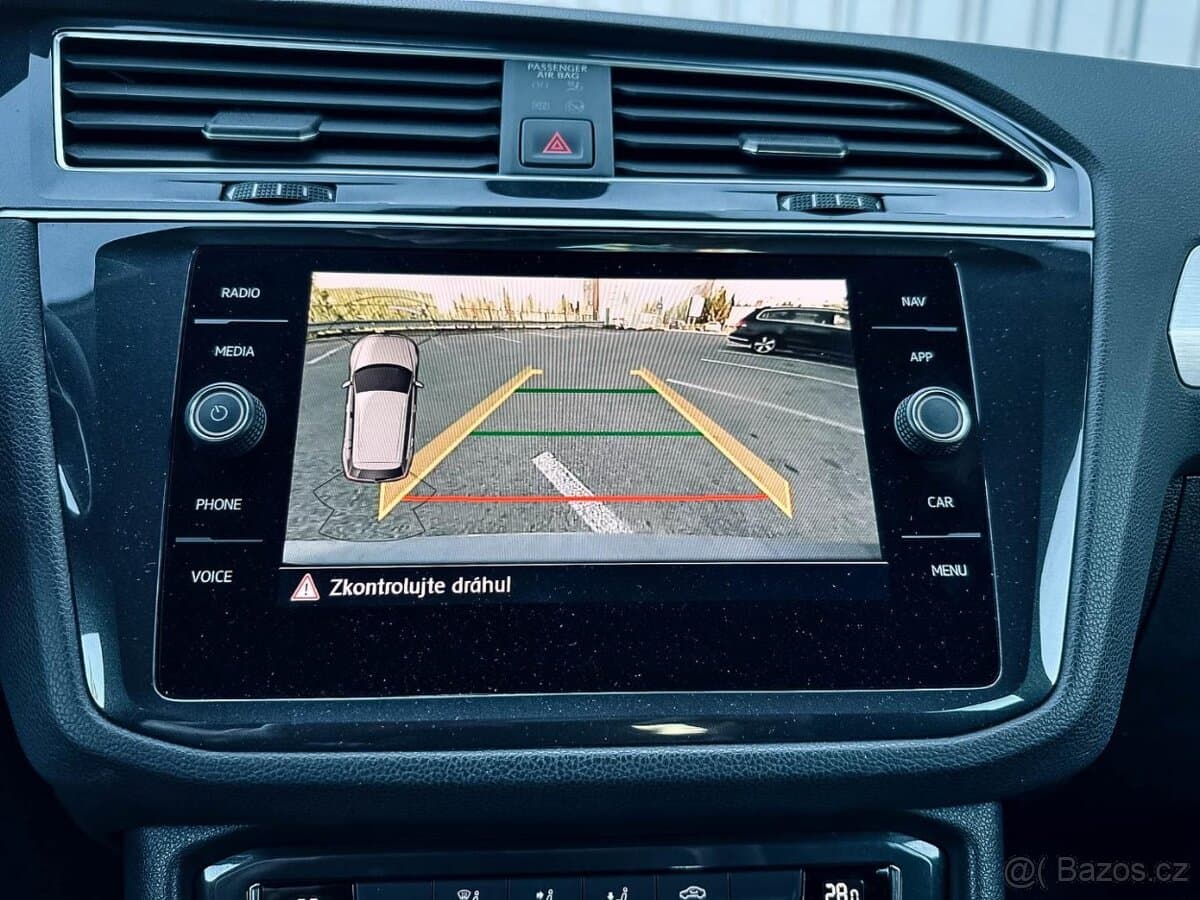 2020 Volkswagen TIGUAN - 18