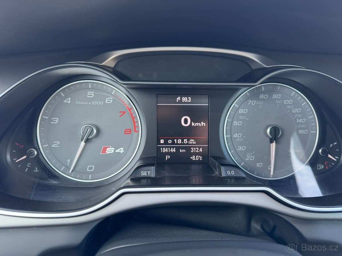 2013 Audi S4 - 18