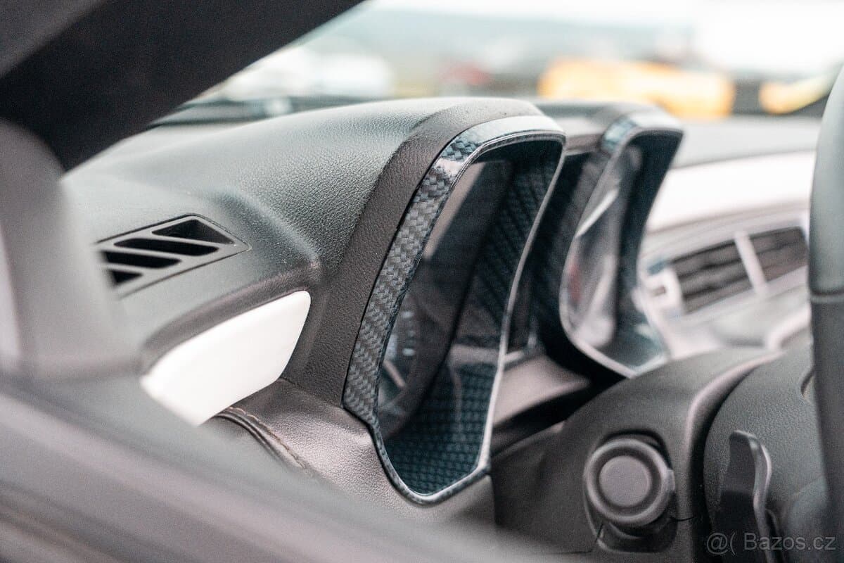 2013 Chevrolet CAMARO - 18
