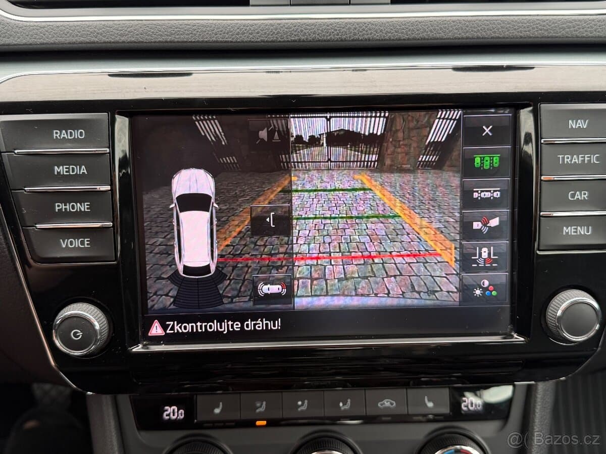 2016 Škoda SUPERB - 18