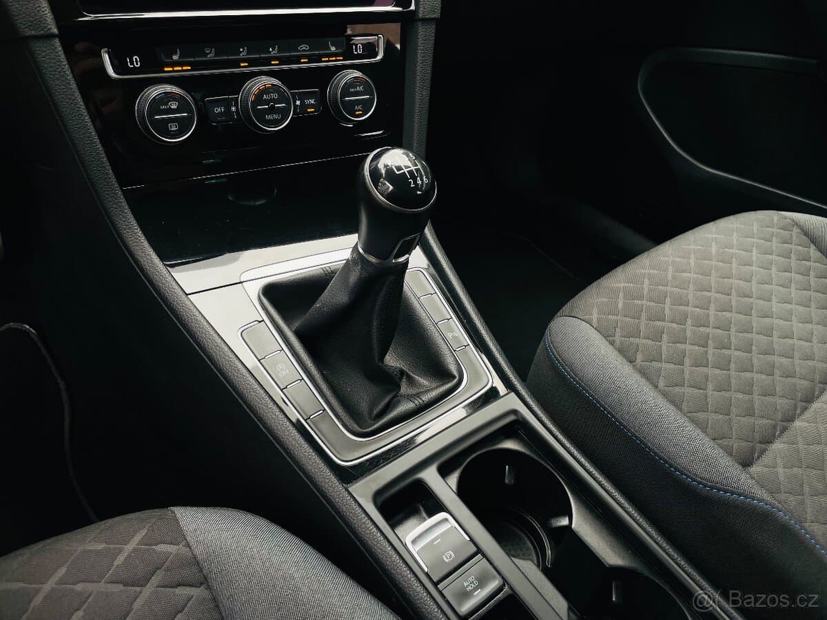 2019 Volkswagen GOLF - 18