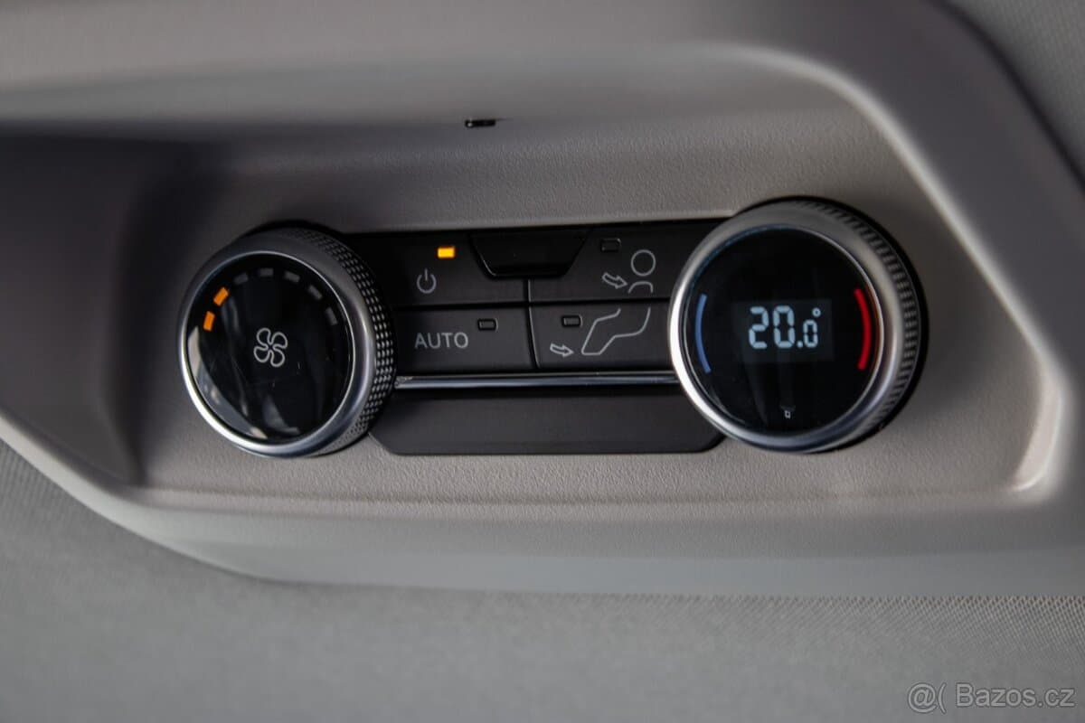 2025 Ford TOURNEO - 18