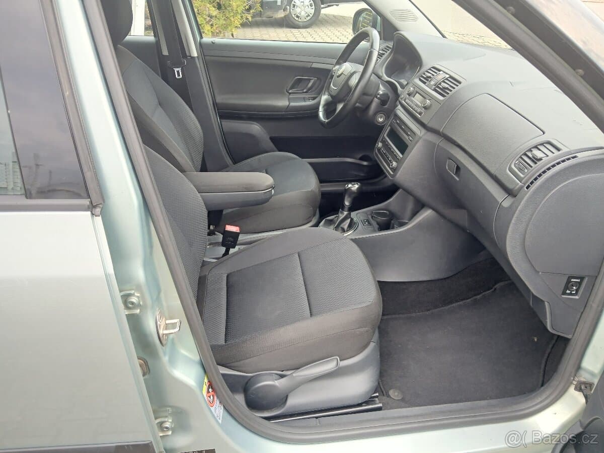 2011 Škoda FABIA - 18