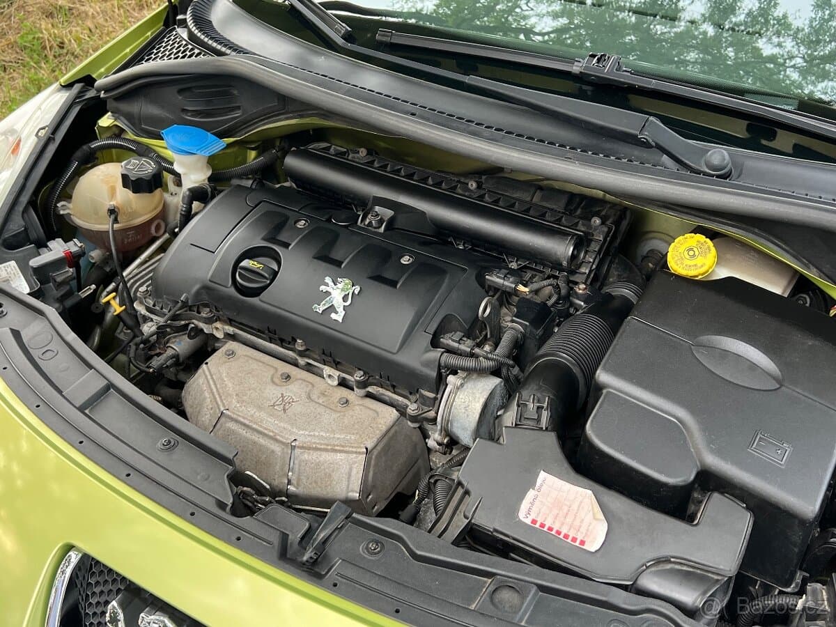 2007 Peugeot 207 - 18