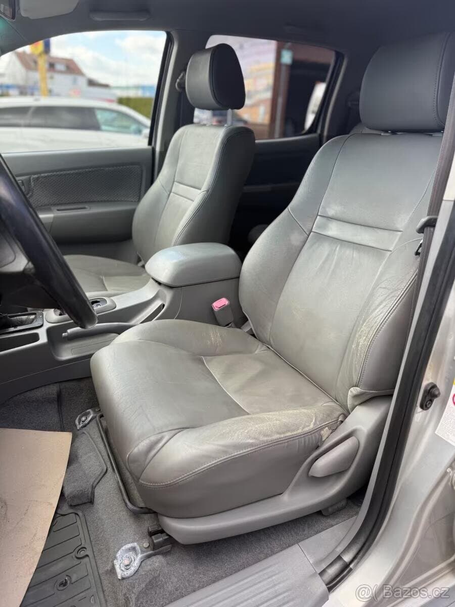 2009 Toyota HILUX - 18
