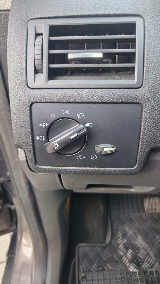 2012 Ford KUGA - 18