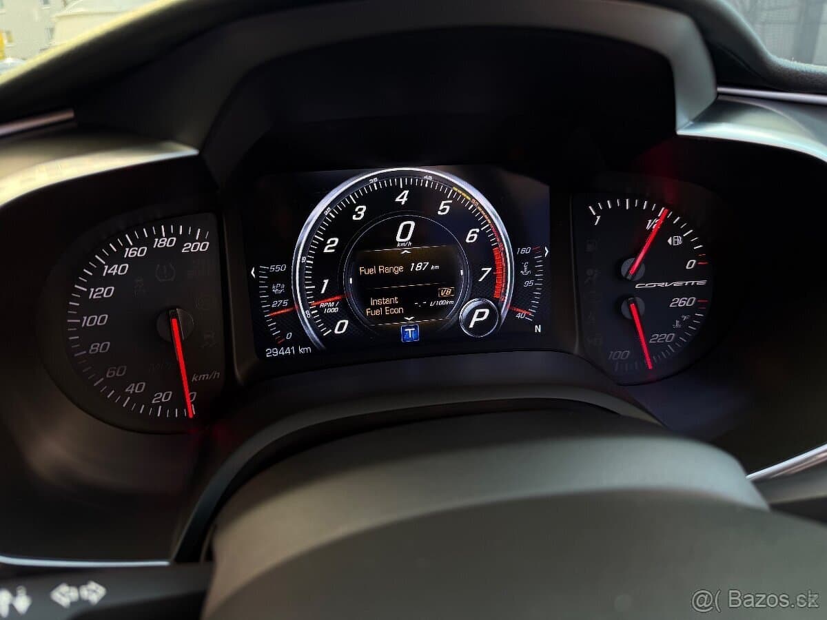 2019 Chevrolet CORVETTE - 18