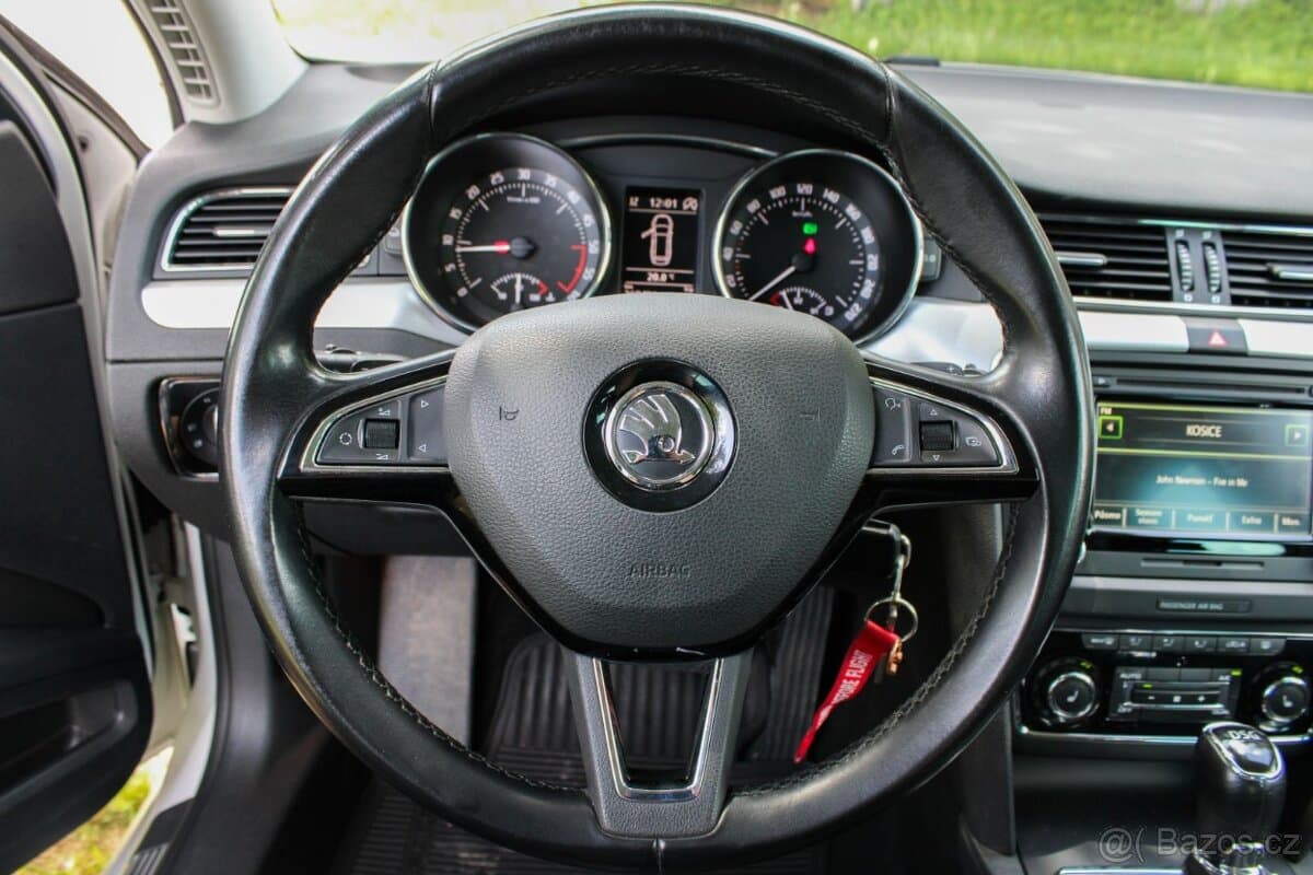 2014 Škoda SUPERB - 18