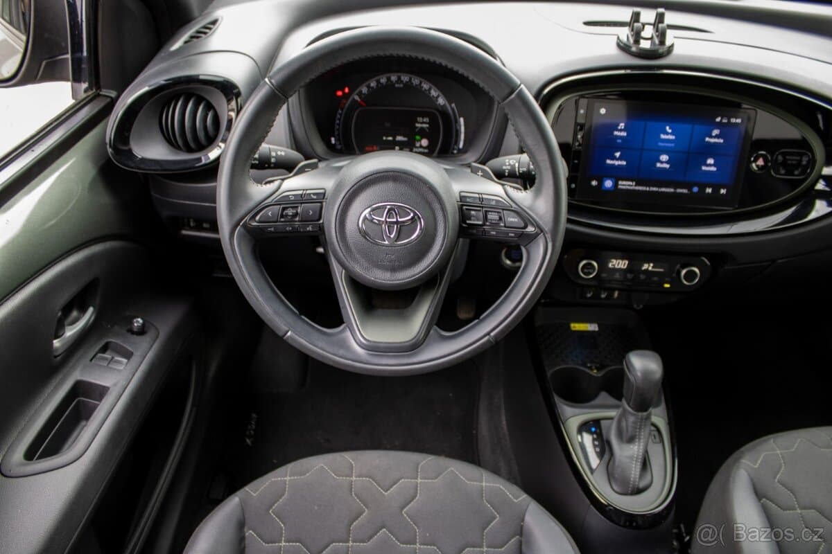 2023 Toyota AYGO - 18