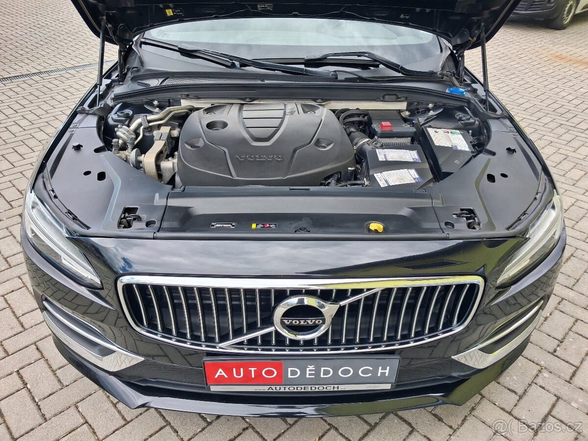 2017 Volvo V90 - 18