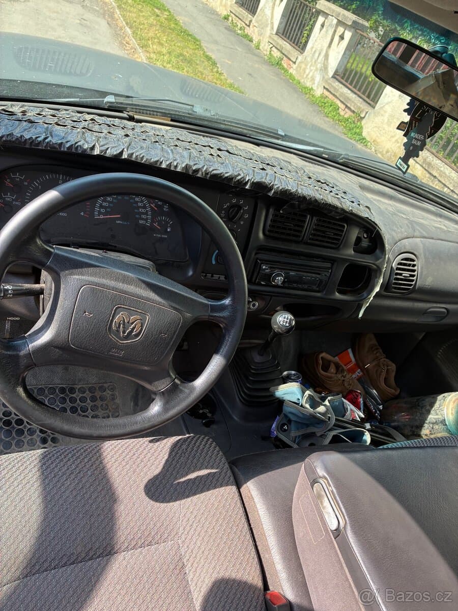 Dodge RAM - 18