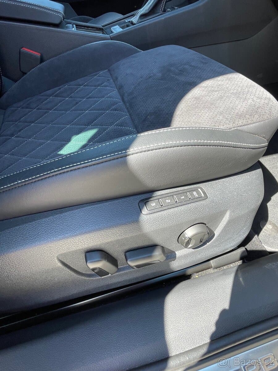 2022 Škoda SUPERB - 18