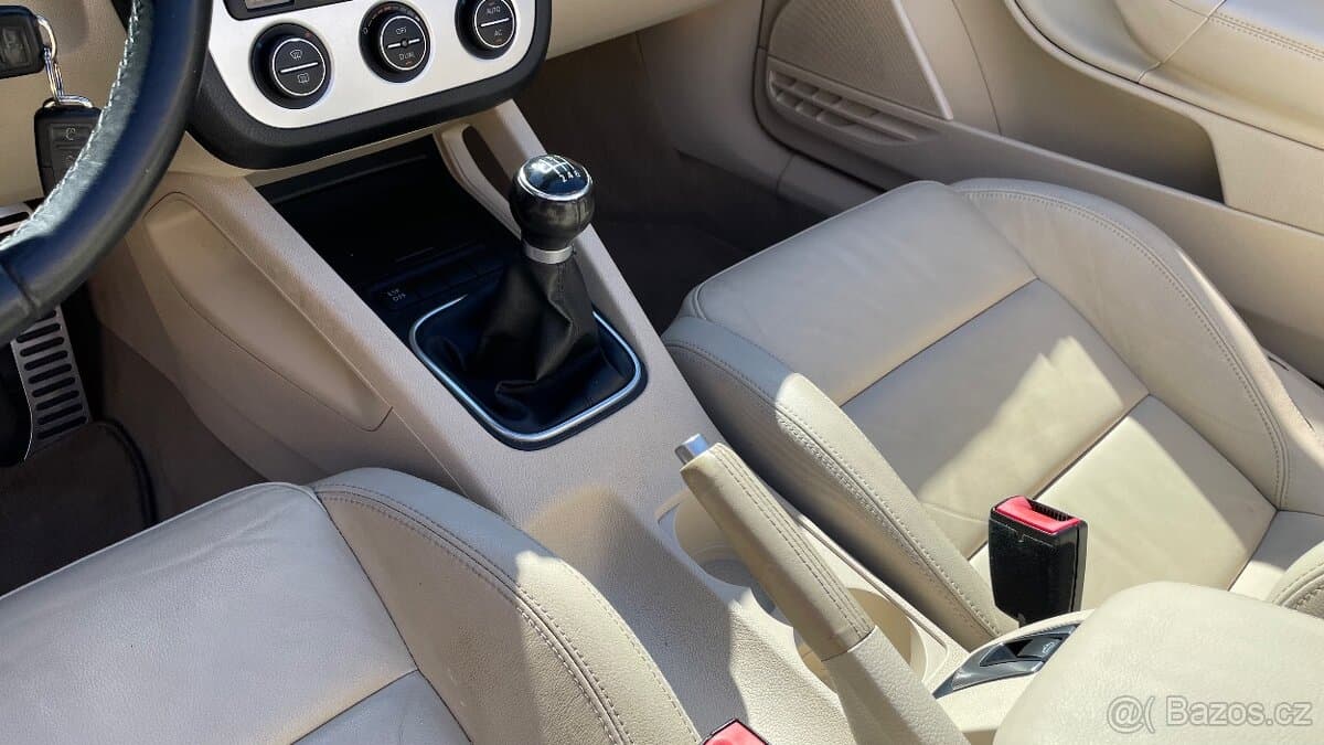2007 Volkswagen EOS - 18