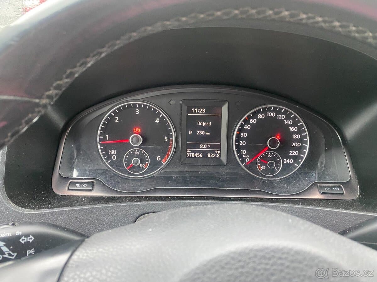 2013 Volkswagen CARAVELLE - 18