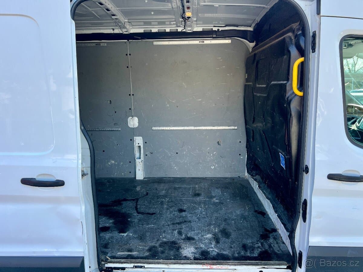 2018 Ford TRANSIT - 18