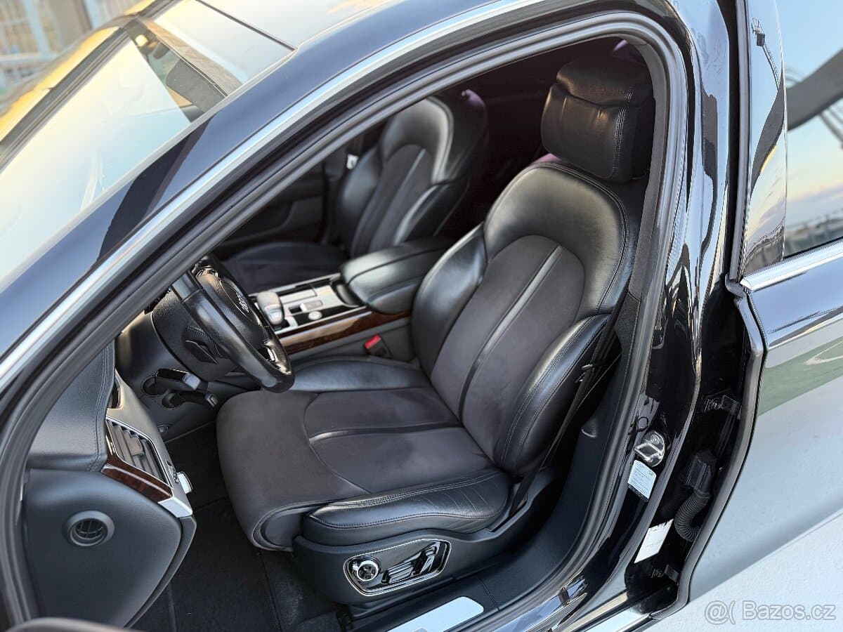 2012 Audi A8 - 18