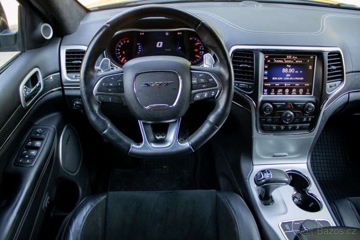 2015 Jeep CHEROKEE - 18