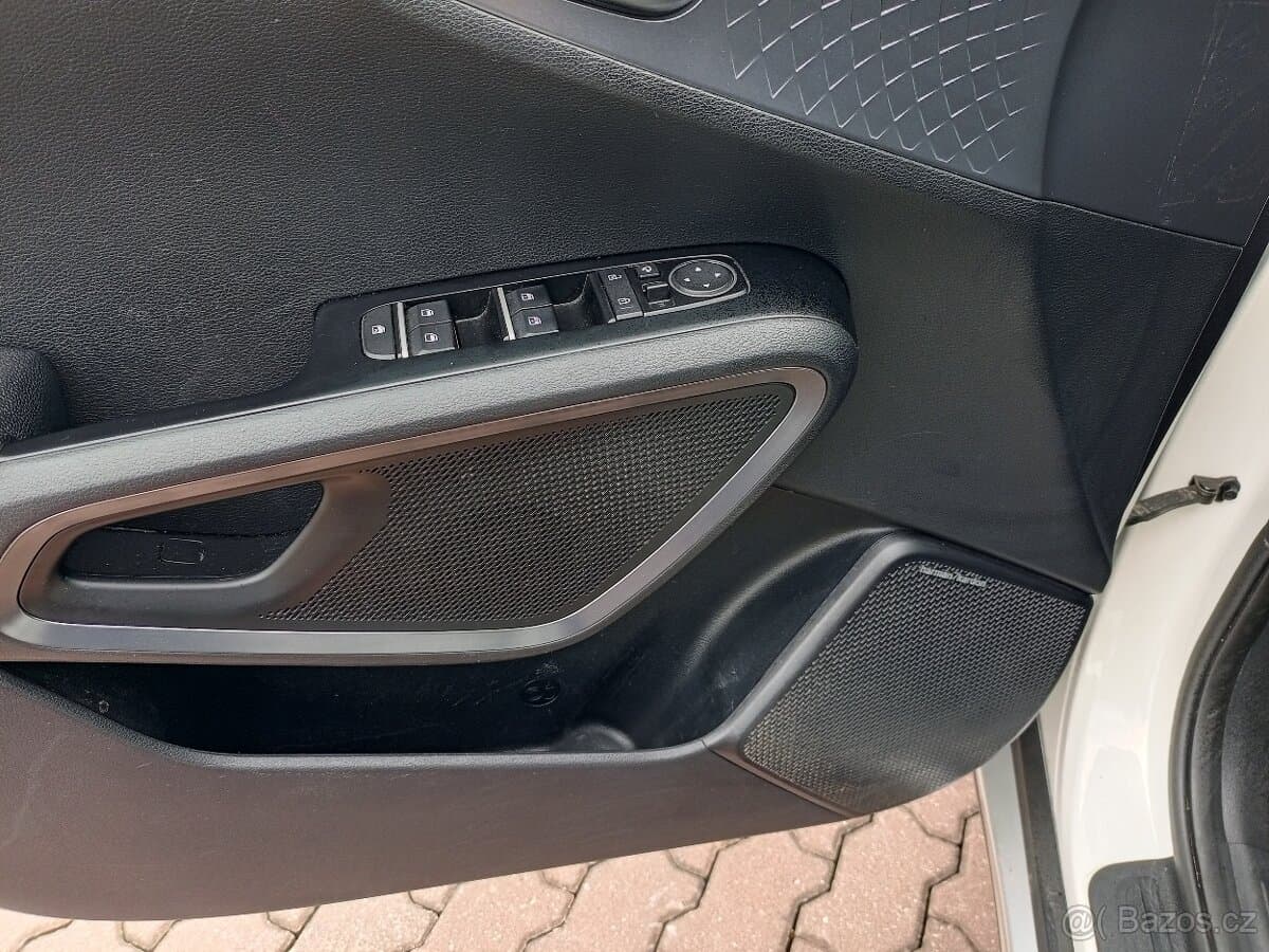 2020 Kia OSTATNÍ - 18