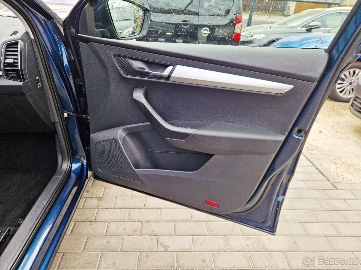 2022 Škoda KAROQ - 18