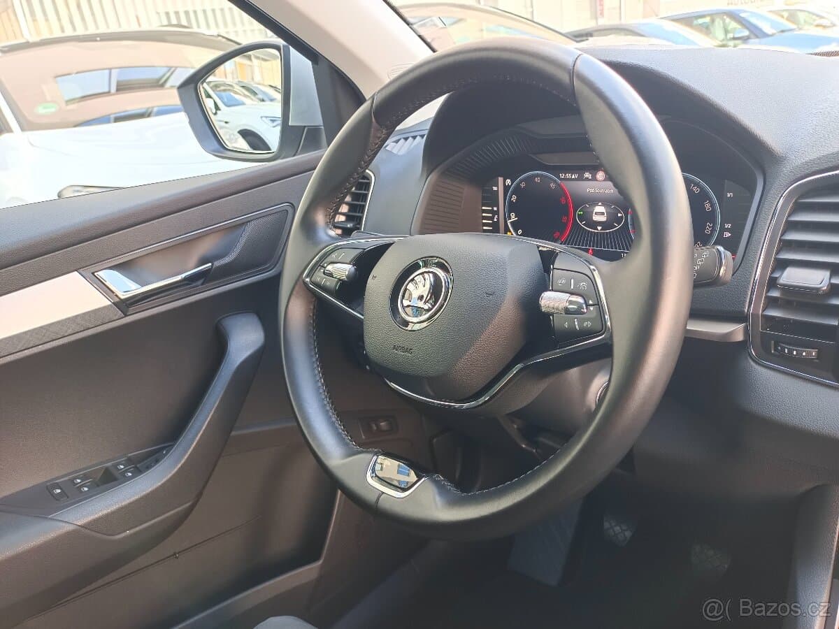 2023 Škoda KAROQ - 18