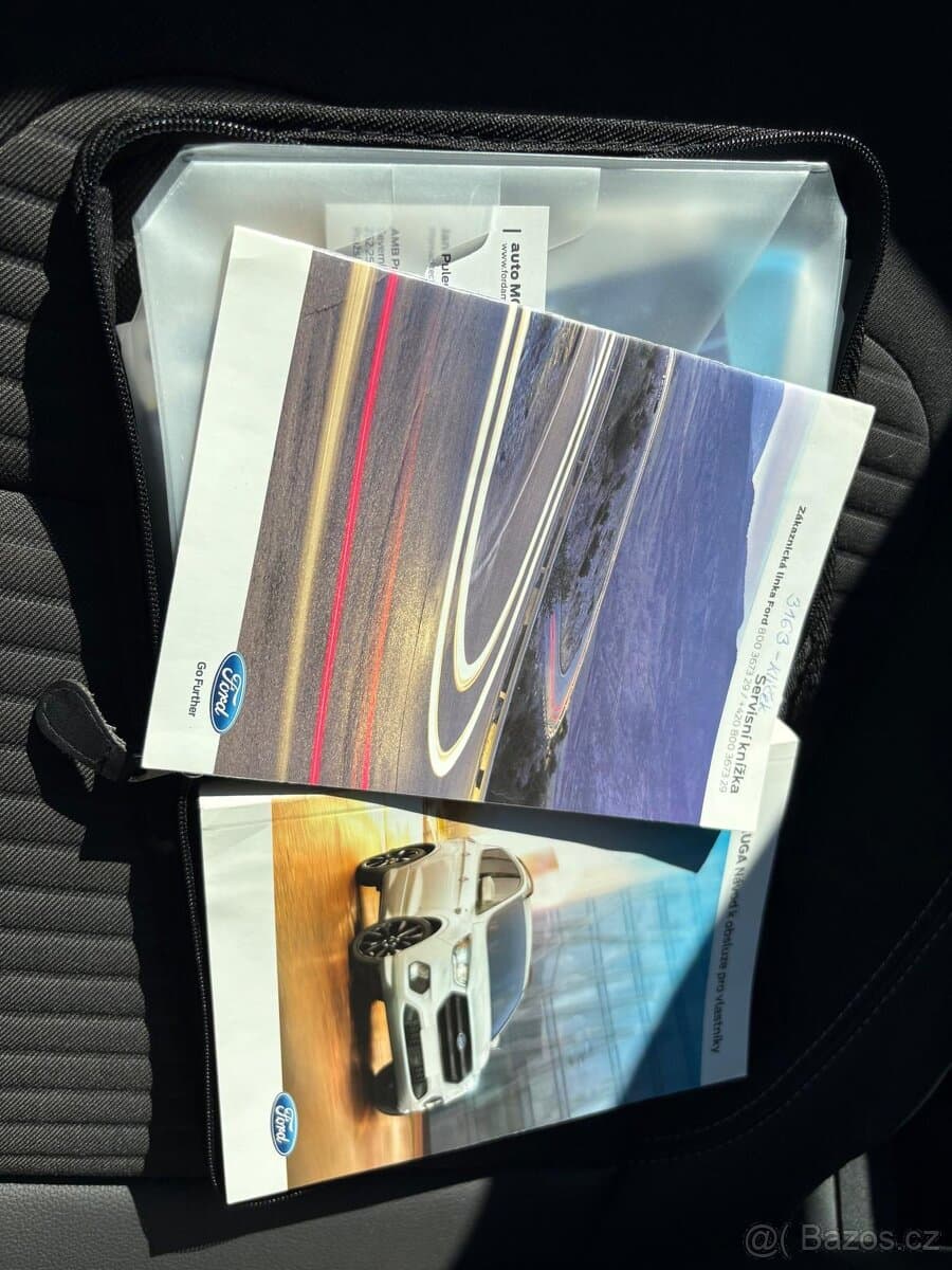 2019 Ford KUGA - 18