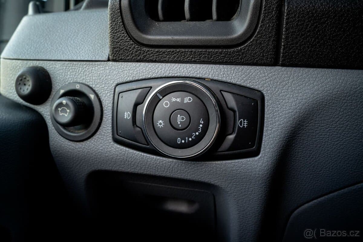 2019 Ford TRANSIT - 18