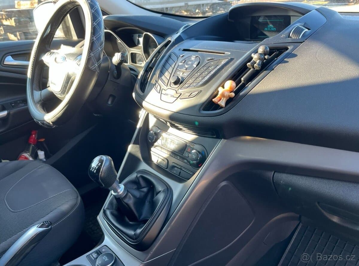 2013 Ford KUGA - 18
