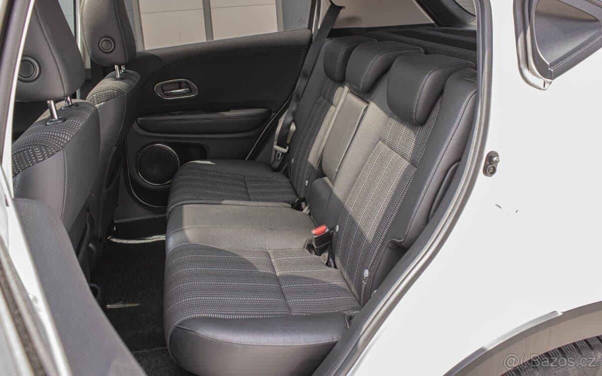 2015 Honda HR-V - 18