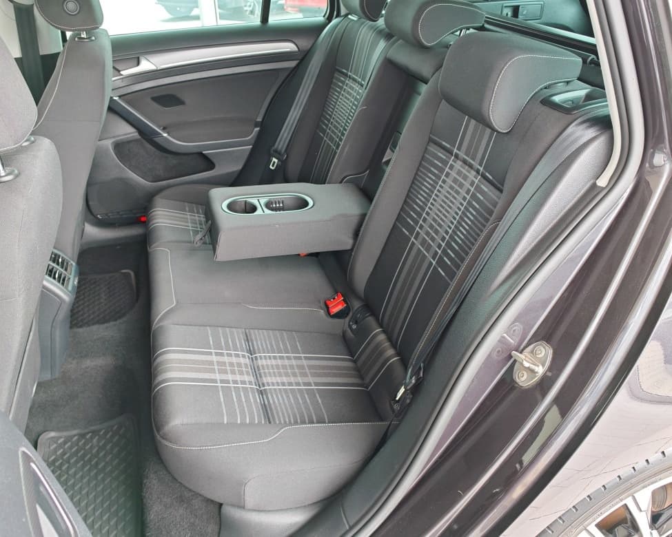 2015 Volkswagen GOLF - 18